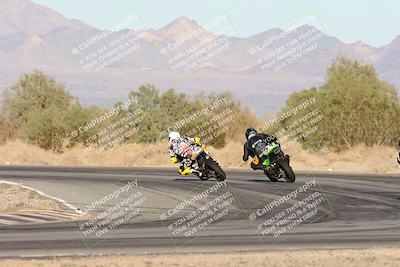 media/Dec-07-2025-CVMA (Sun) [[3e7d2de5dc]]/Race 17-Amateur Formula Middleweight/